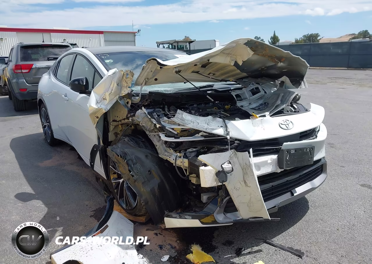 2025 Toyota Prius Limited VIN:JTDACAAU6S3064161 - 6