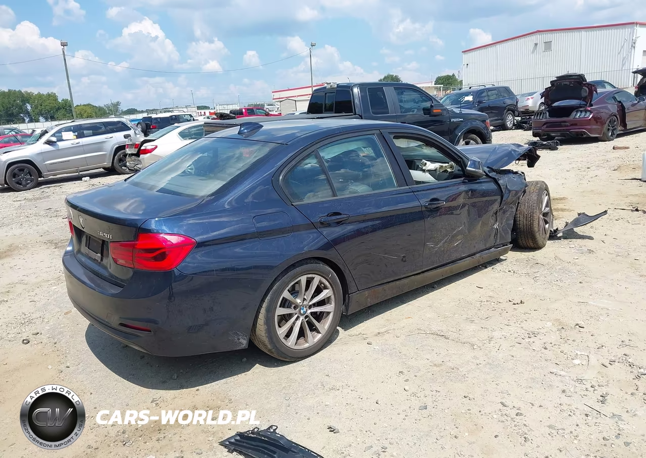 2017 BMW 320I xDrive VIN:WBA8A3C37HK692228 - 4