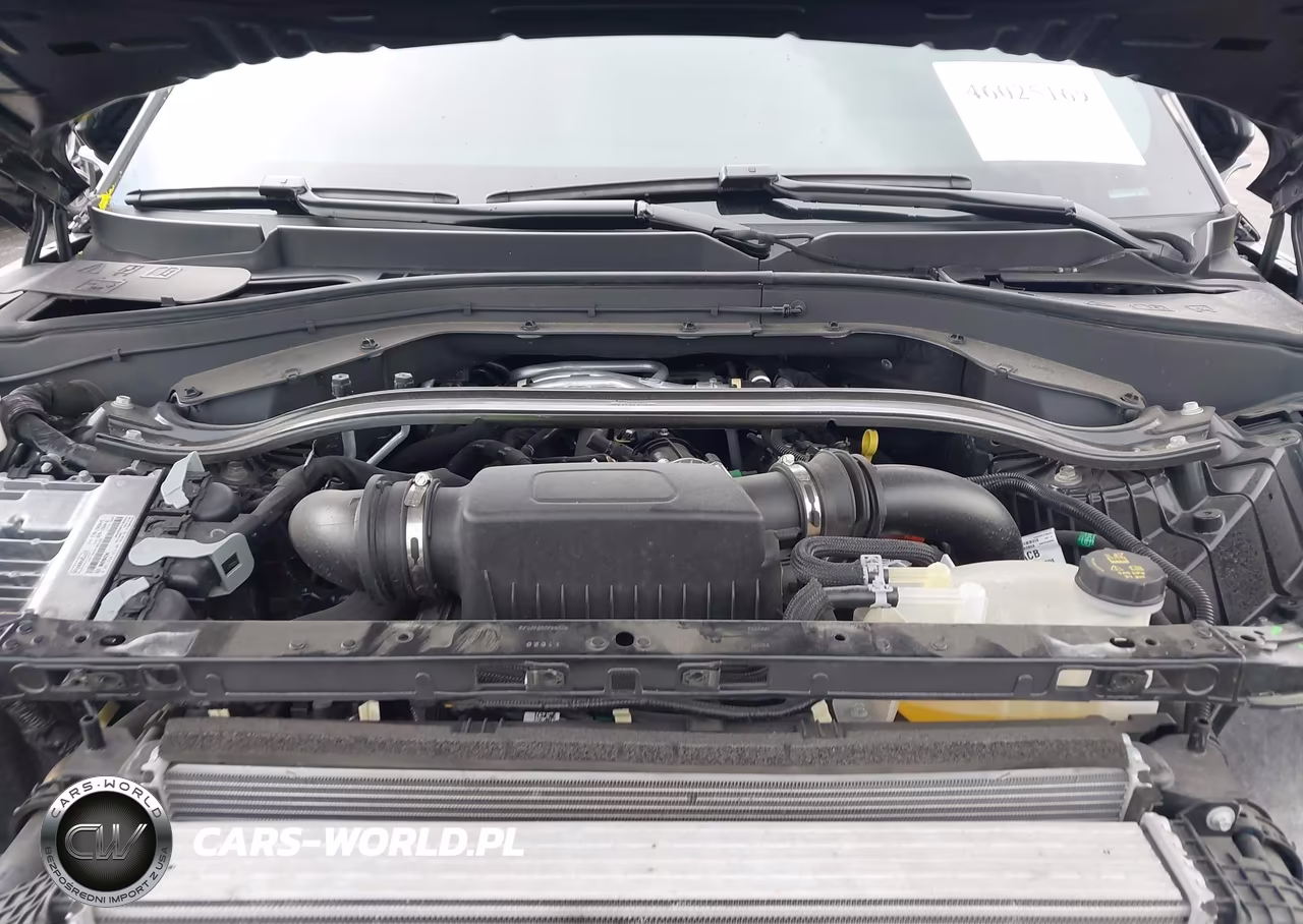 2025 Lincoln Aviator Premiere VIN:5LM5J6WC4SGL28791 - 10