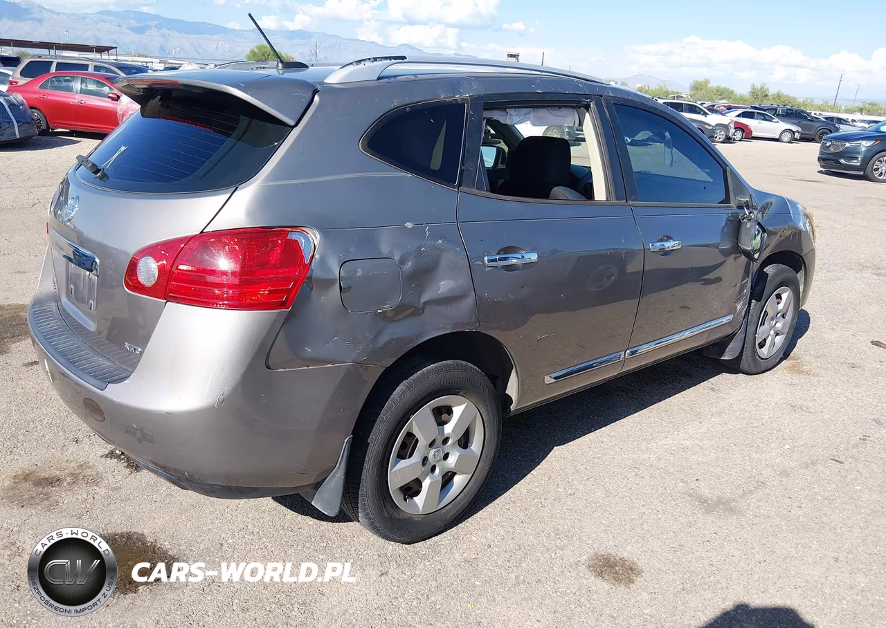 2014 Nissan Rogue Select S VIN:JN8AS5MV5EW707895 - 4