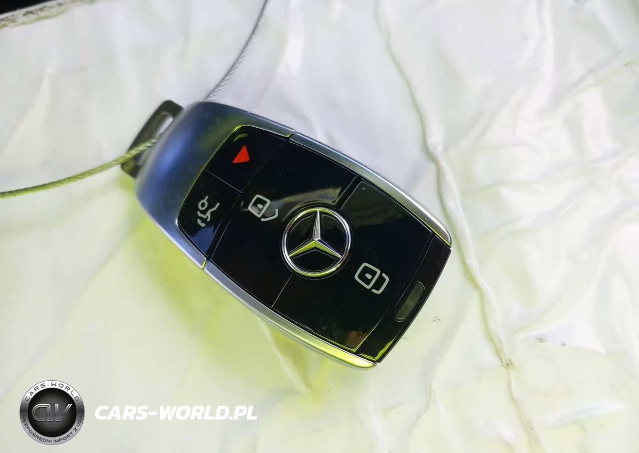 2019 Mercedes-Benz E 300 VIN:WDDZF4JB9KA685566 - 11