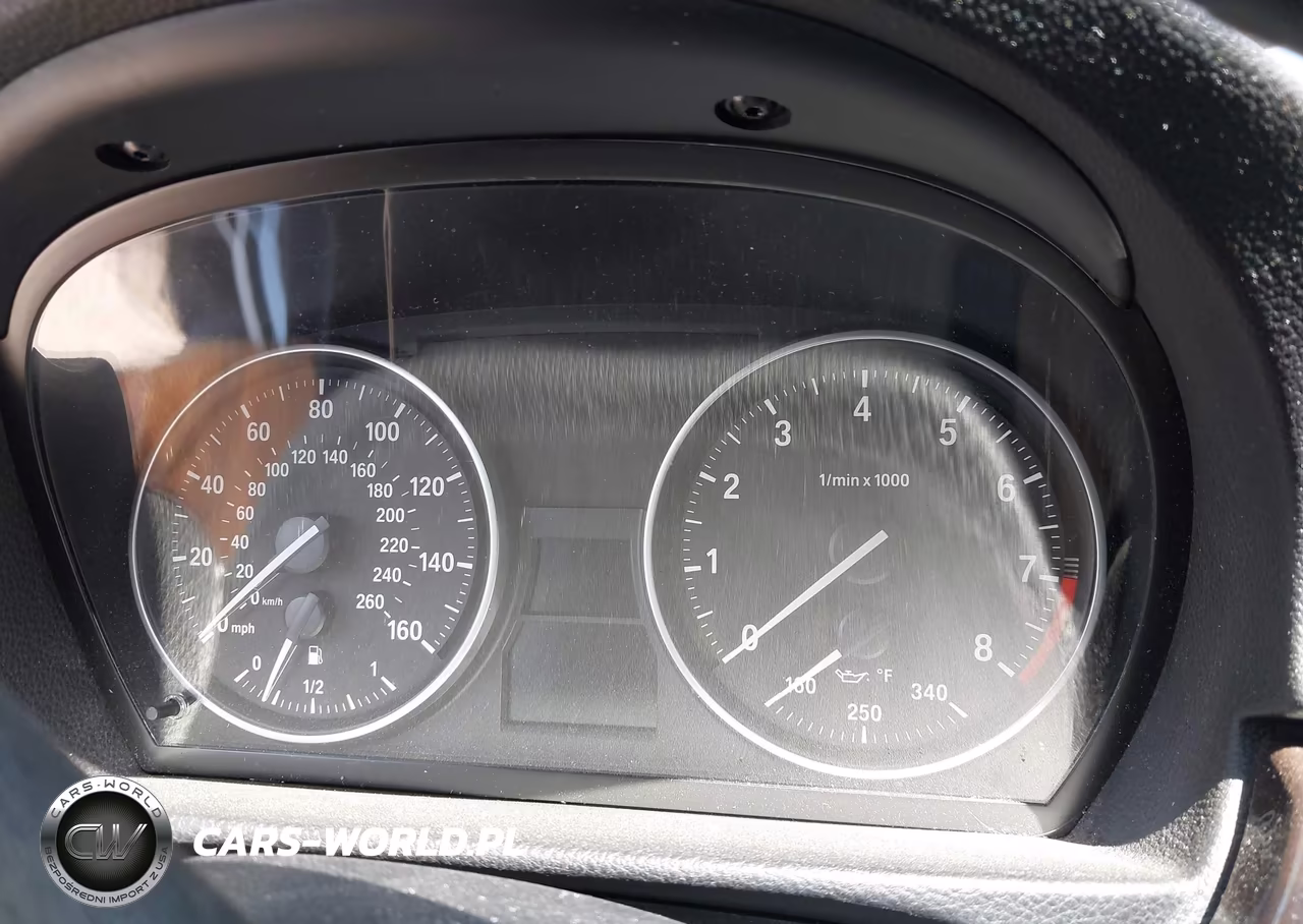 2011 BMW 328I VIN:WBAKE5C57BE429556 - 7