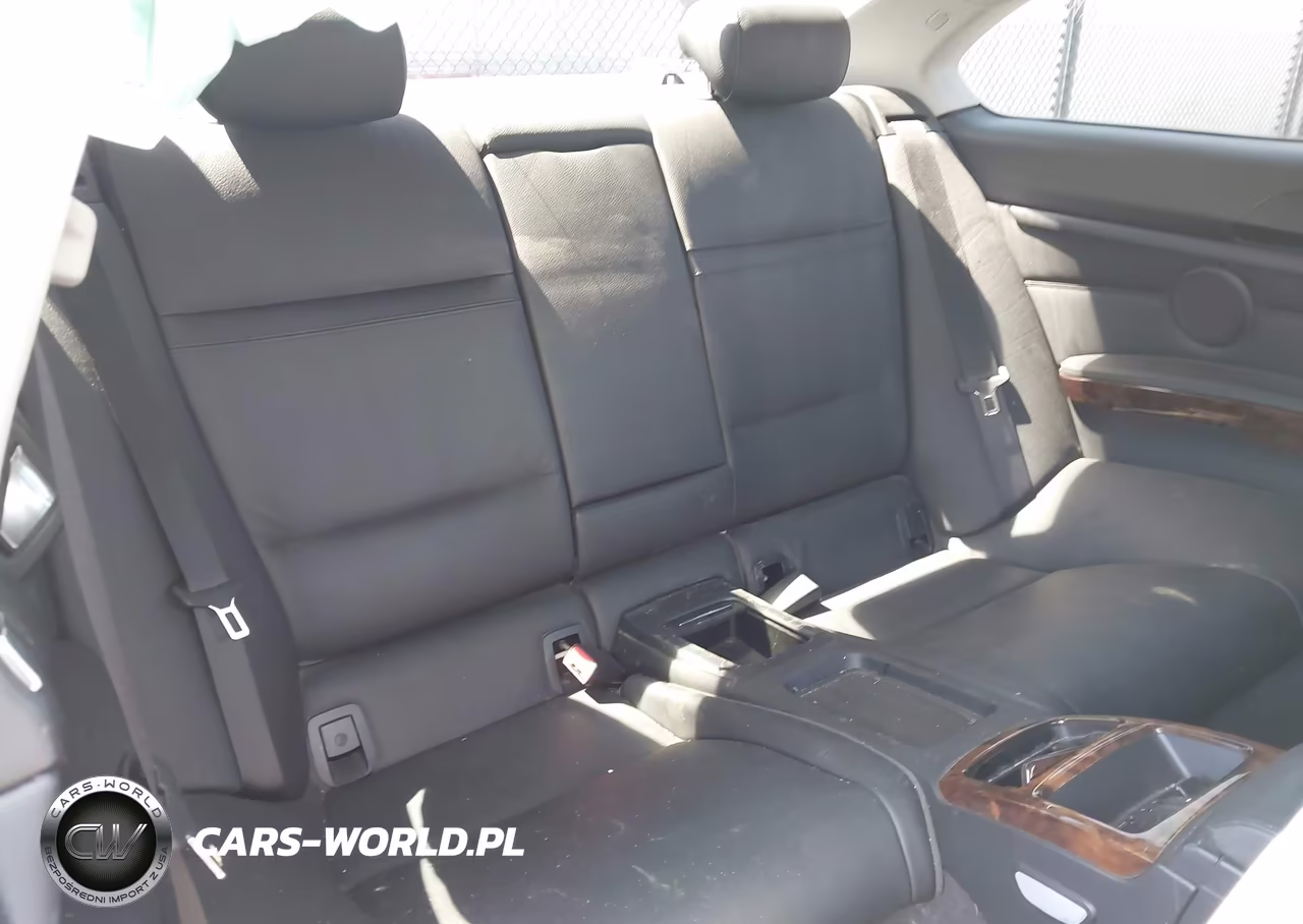 2011 BMW 328I VIN:WBAKE5C57BE429556 - 8