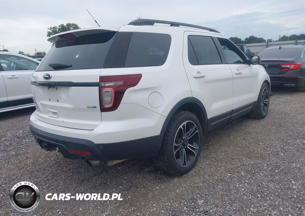 2015 Ford Explorer Sport VIN:1FM5K8GT7FGA85980 - 4