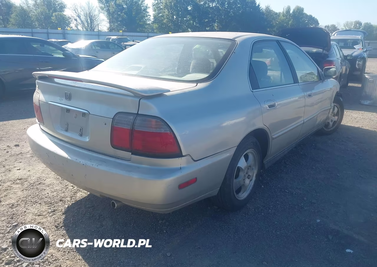 1997 Honda Accord Se VIN:1HGCD560XVA164171 - 4