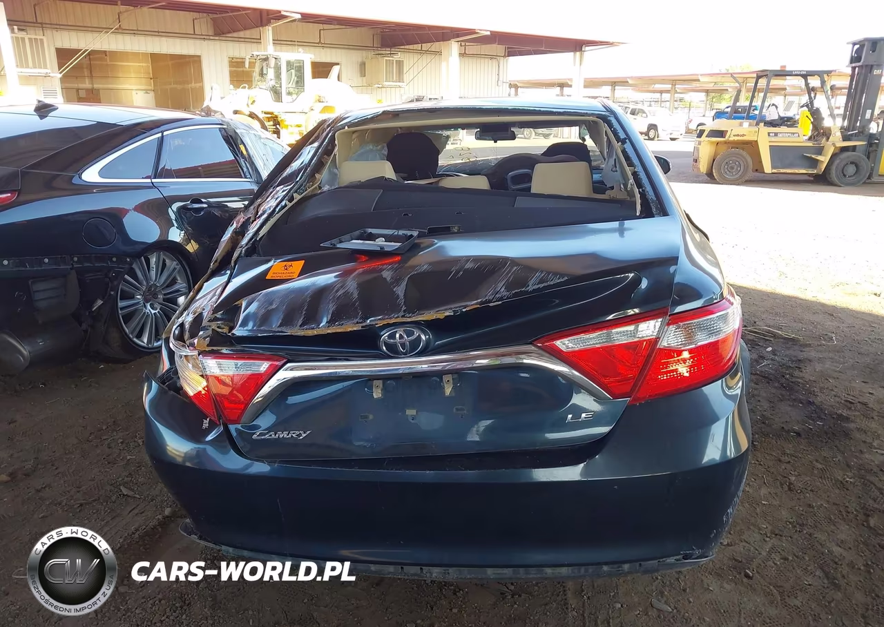 2016 Toyota Camry Le VIN:4T1BF1FK6GU608156 - 16