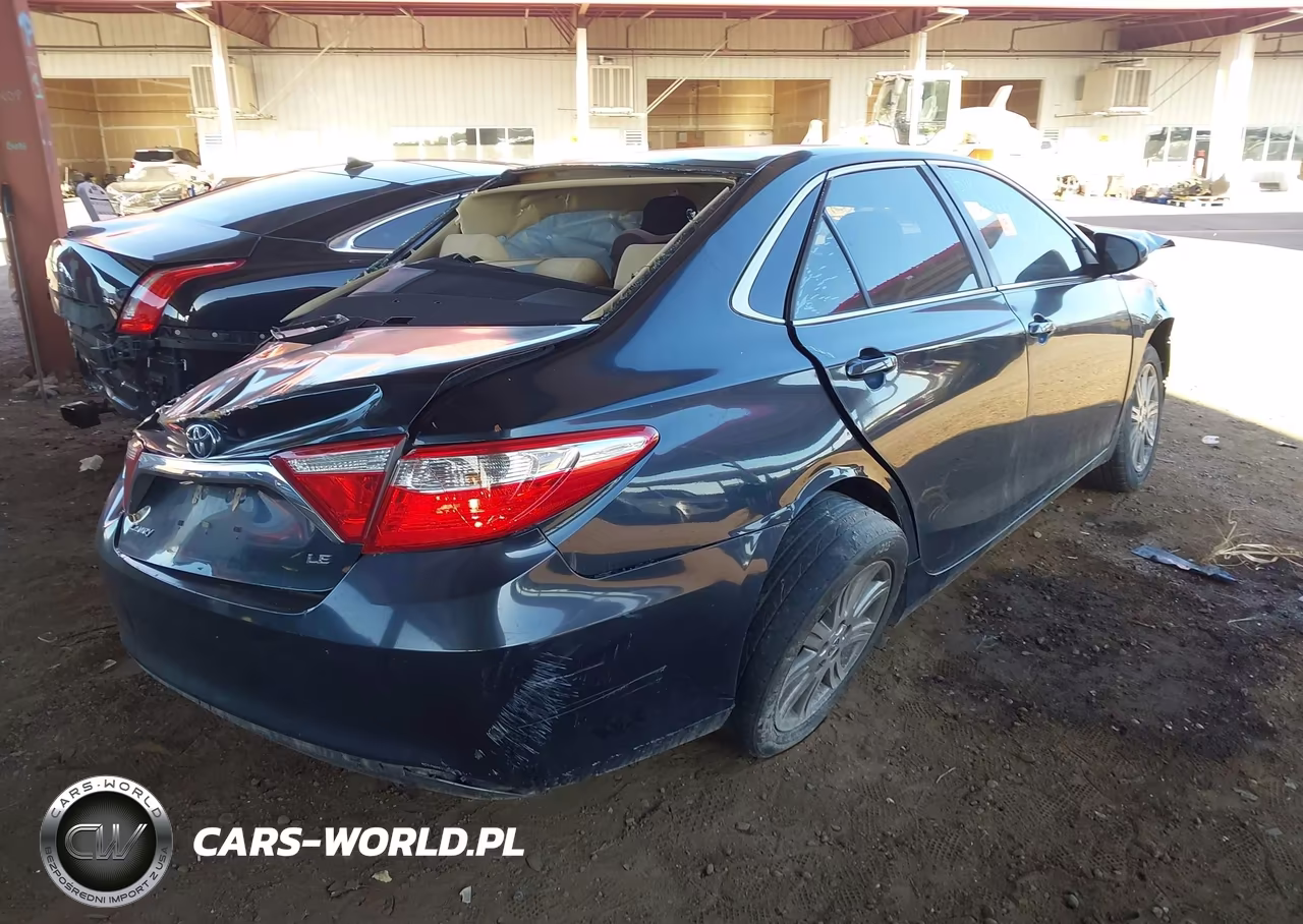 2016 Toyota Camry Le VIN:4T1BF1FK6GU608156 - 4