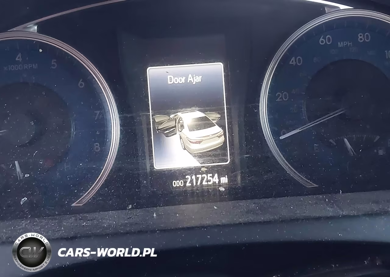 2016 Toyota Camry Le VIN:4T1BF1FK6GU608156 - 7