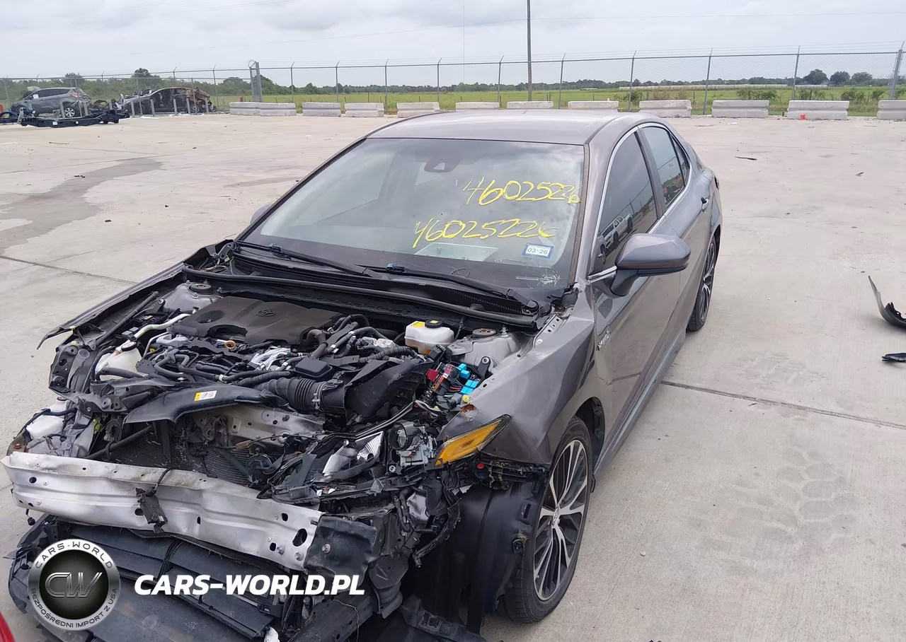 2018 Toyota Camry Hybrid Se VIN:4T1B21HK2JU001817 - 13
