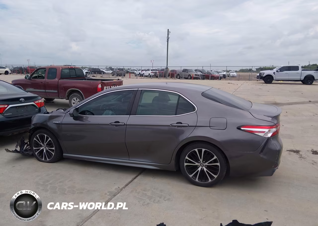 2018 Toyota Camry Hybrid Se VIN:4T1B21HK2JU001817 - 15