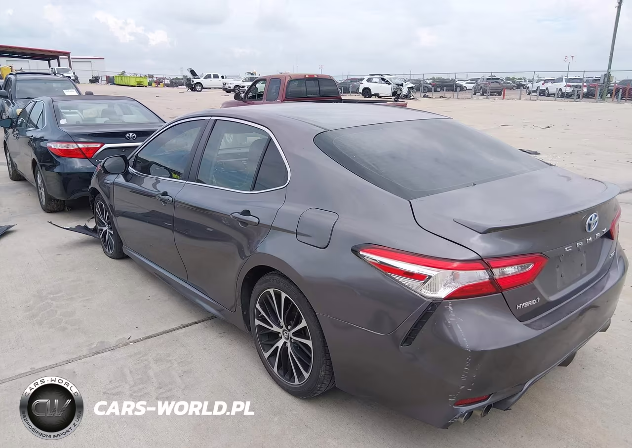 2018 Toyota Camry Hybrid Se VIN:4T1B21HK2JU001817 - 3