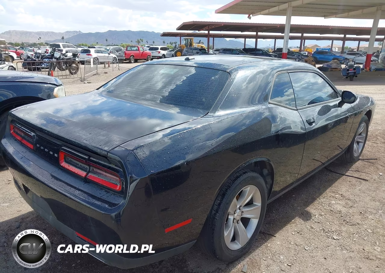 2015 Dodge Challenger Sxt VIN:2C3CDZAG7FH822269 - 4