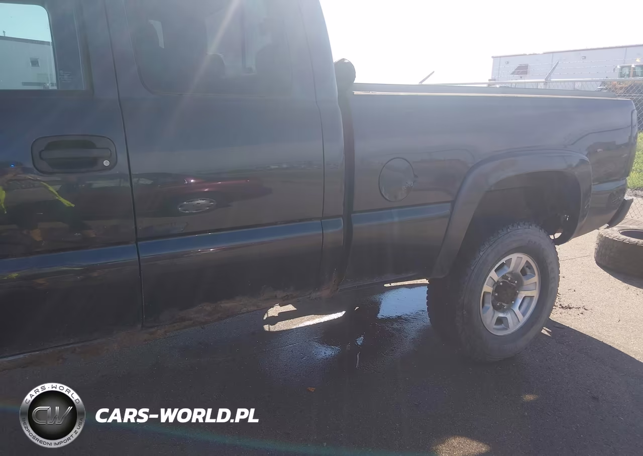 2005 Chevrolet Silverado 2500Hd Ls VIN:1GCHK29U35E209984 - 6