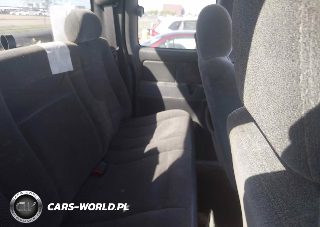 2005 Chevrolet Silverado 2500Hd Ls VIN:1GCHK29U35E209984 - 8