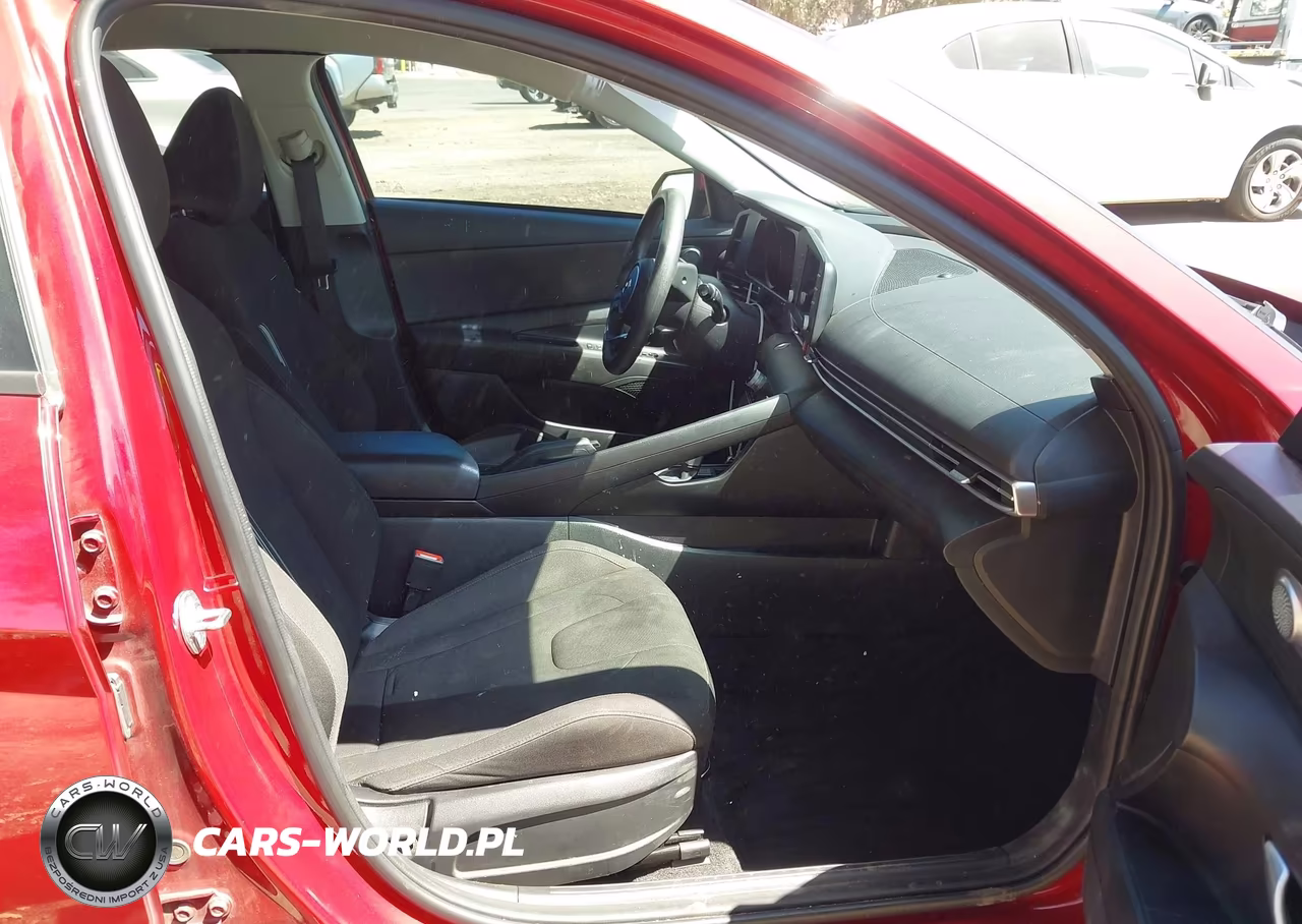 2023 Hyundai Elantra Sel VIN:KMHLM4AG7PU576655 - 5