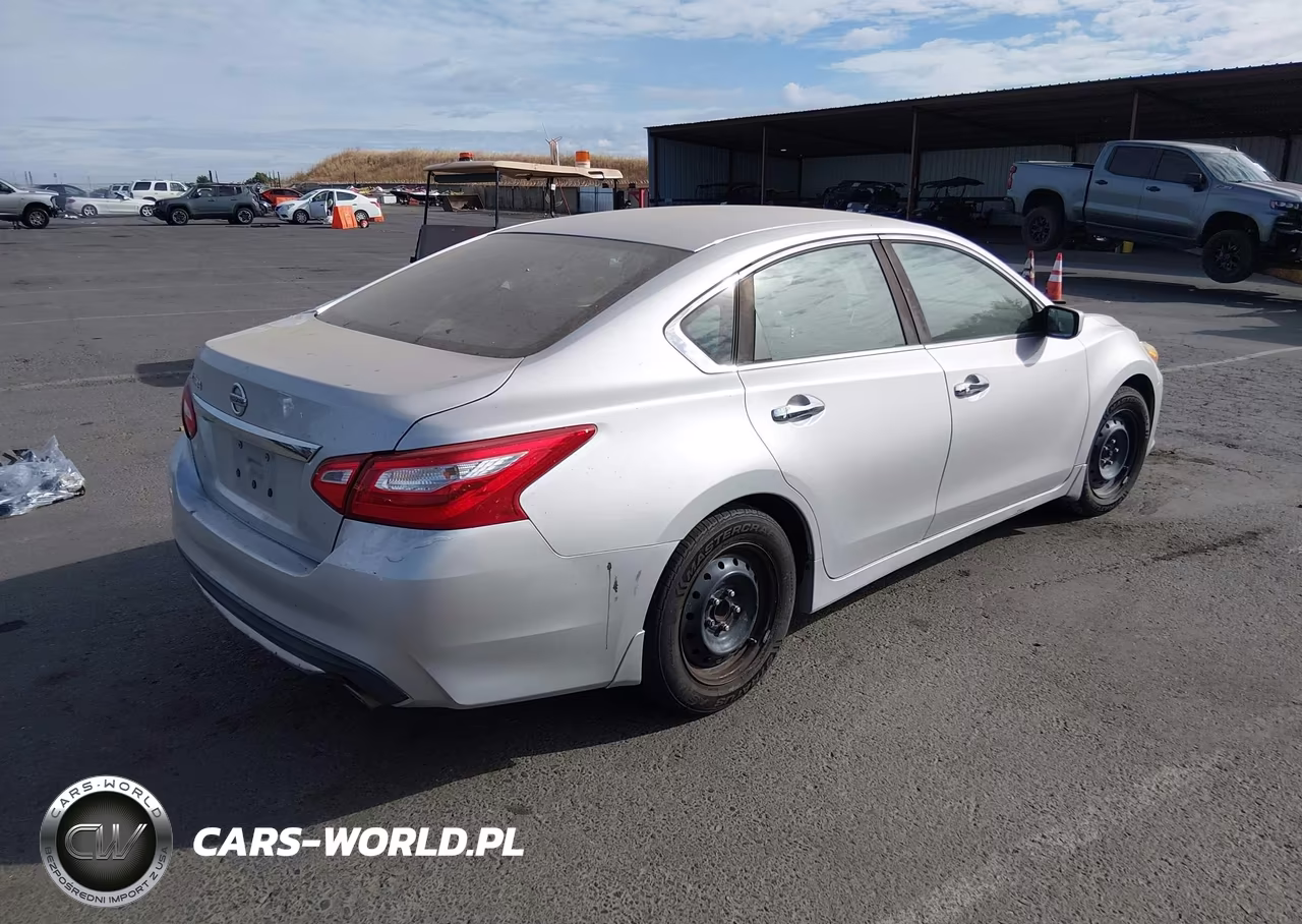 2017 Nissan Altima 2.5 S VIN:1N4AL3AP8HC231530 - 4