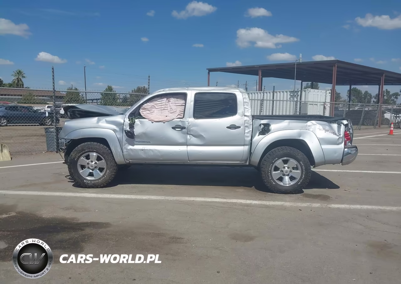 2011 Toyota Tacoma Prerunner V6 VIN:3TMJU4GN5BM115646 - 15