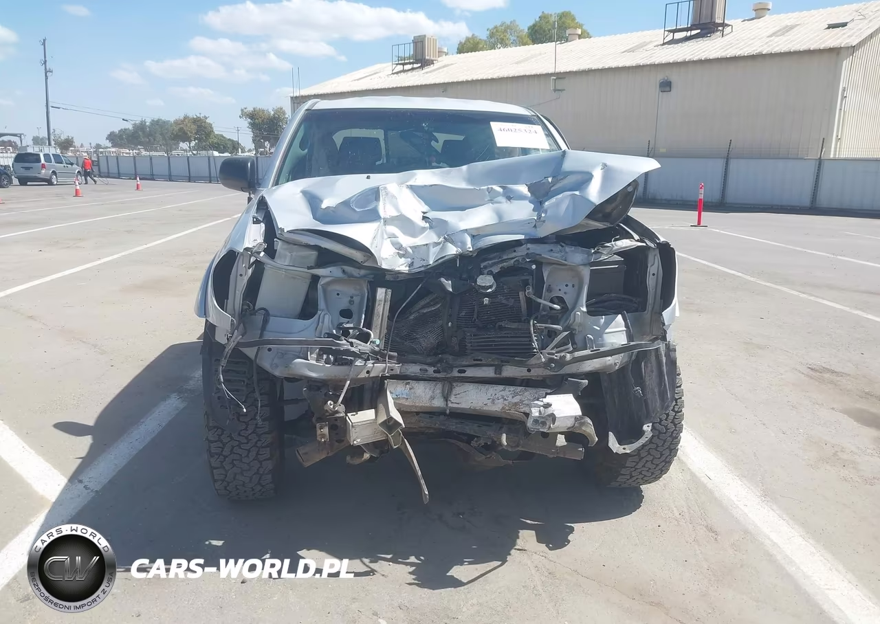 2011 Toyota Tacoma Prerunner V6 VIN:3TMJU4GN5BM115646 - 6