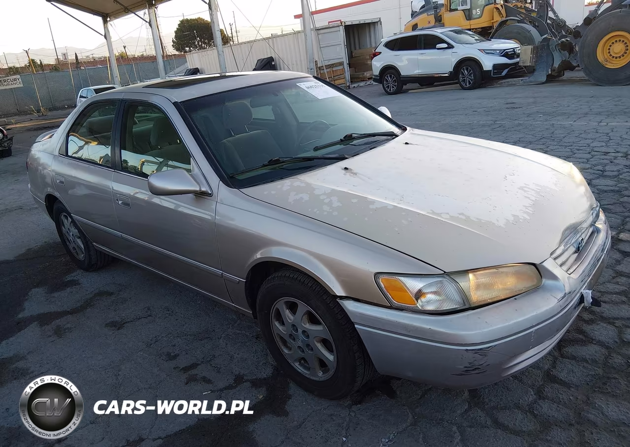1999 Toyota Camry Le V6