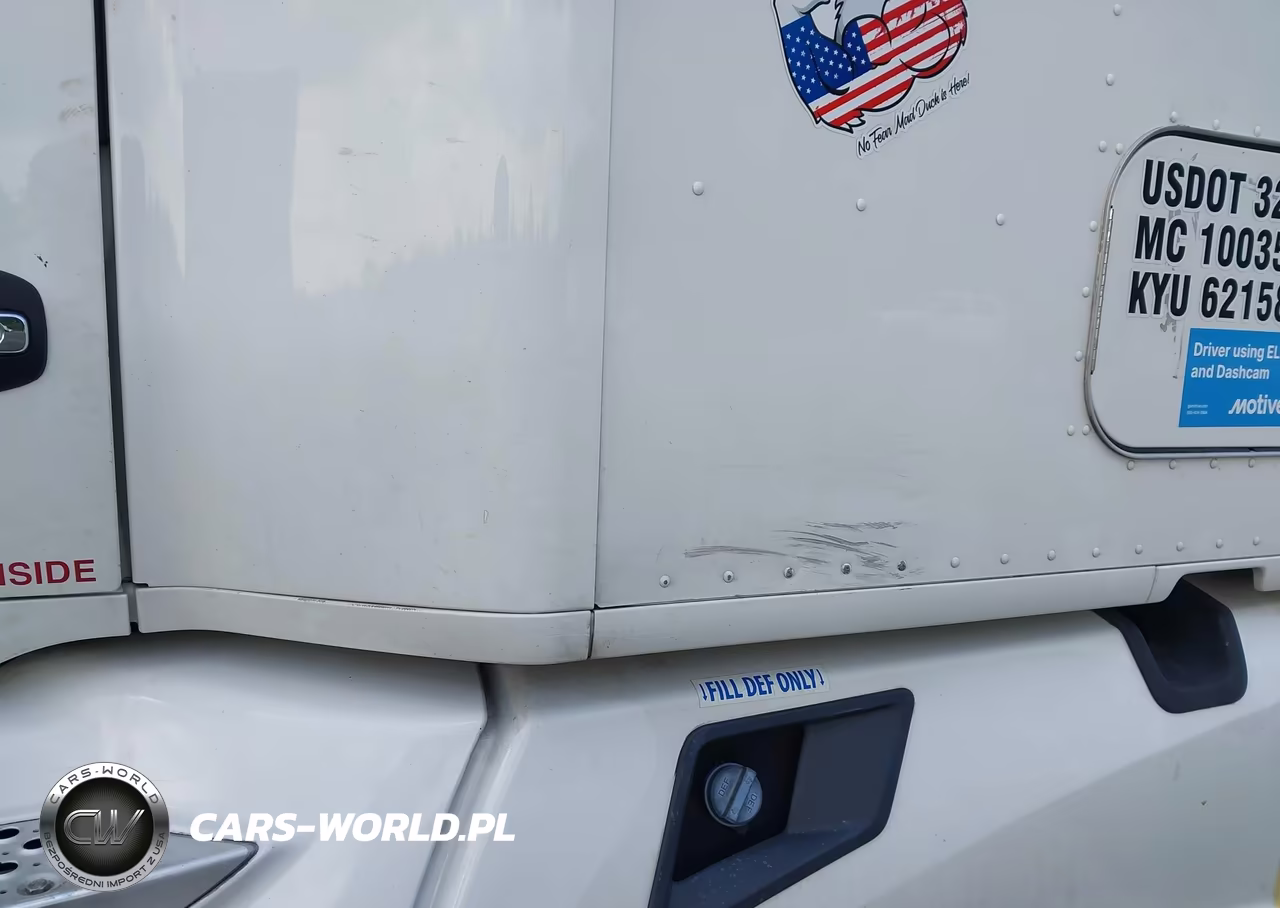 2019 Kenworth T680 VIN:1XKYDP9X6KJ239618 - 11
