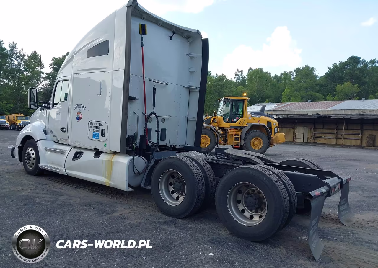 2019 Kenworth T680 VIN:1XKYDP9X6KJ239618 - 3