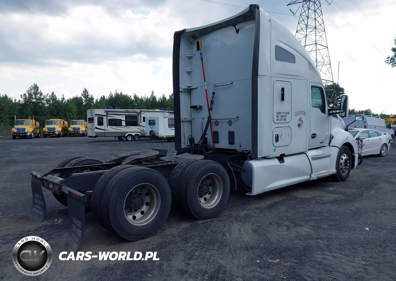 2019 Kenworth T680 VIN:1XKYDP9X6KJ239618 - 4