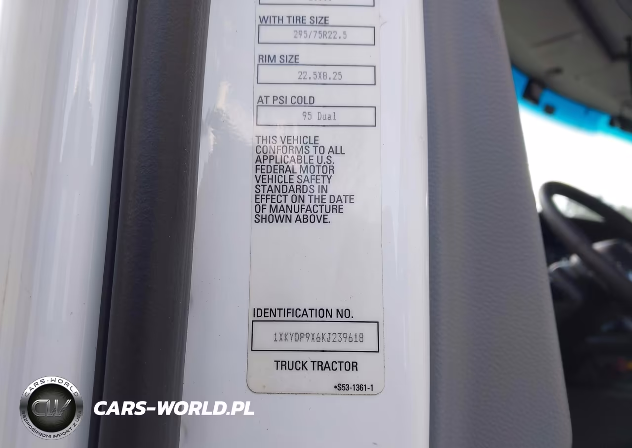 2019 Kenworth T680 VIN:1XKYDP9X6KJ239618 - 8