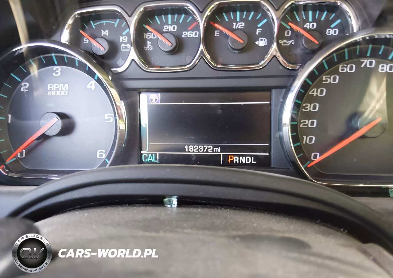 2018 Chevrolet Tahoe Lt VIN:1GNSKBKC1JR114020 - 15
