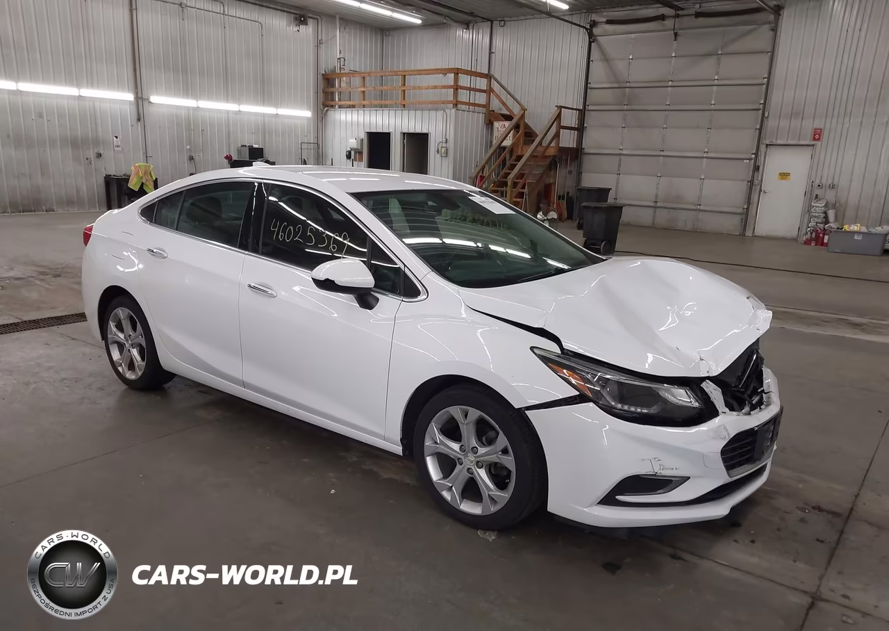 2018 Chevrolet Cruze Premier Auto VIN:1G1BF5SM2J7197534 - 1