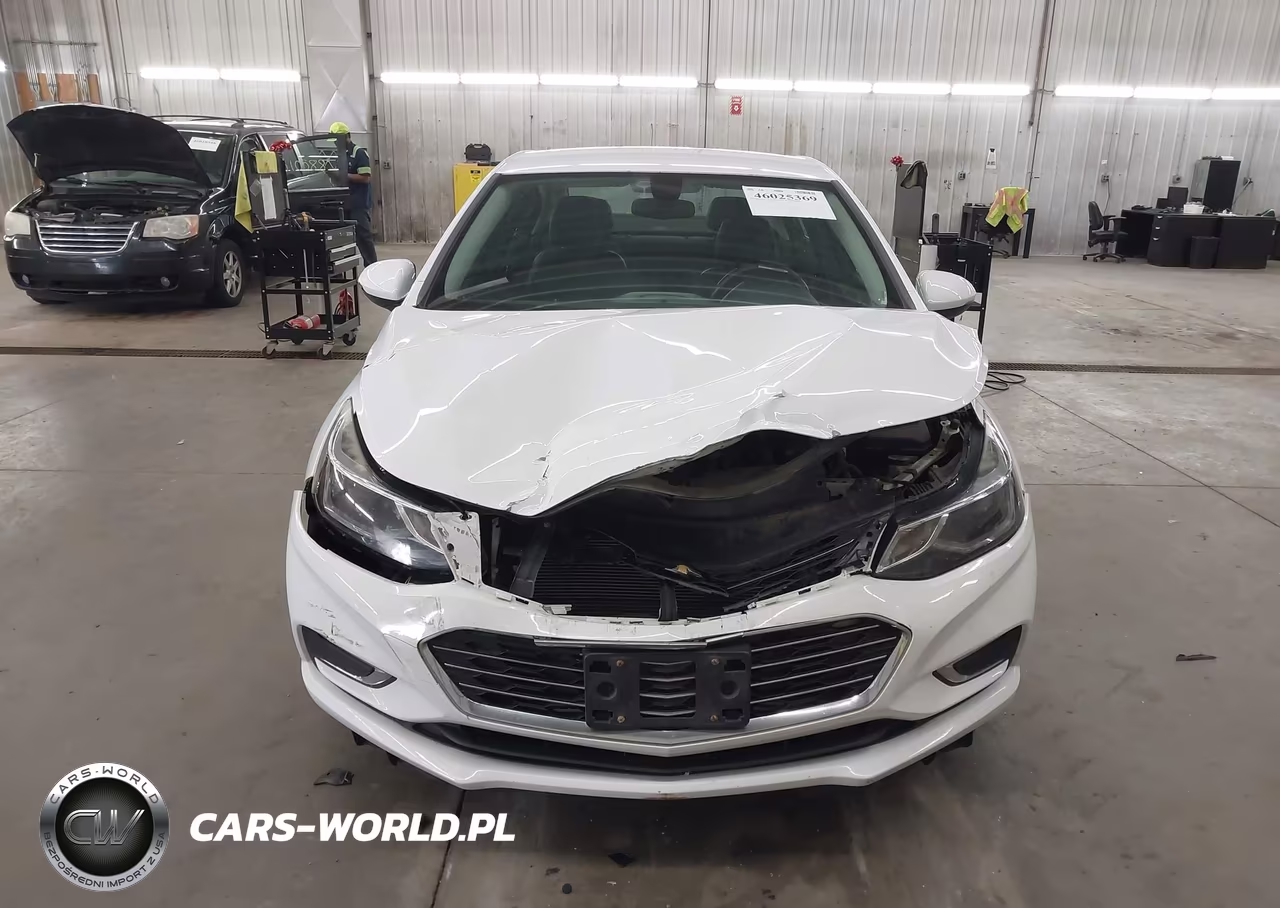 2018 Chevrolet Cruze Premier Auto VIN:1G1BF5SM2J7197534 - 12