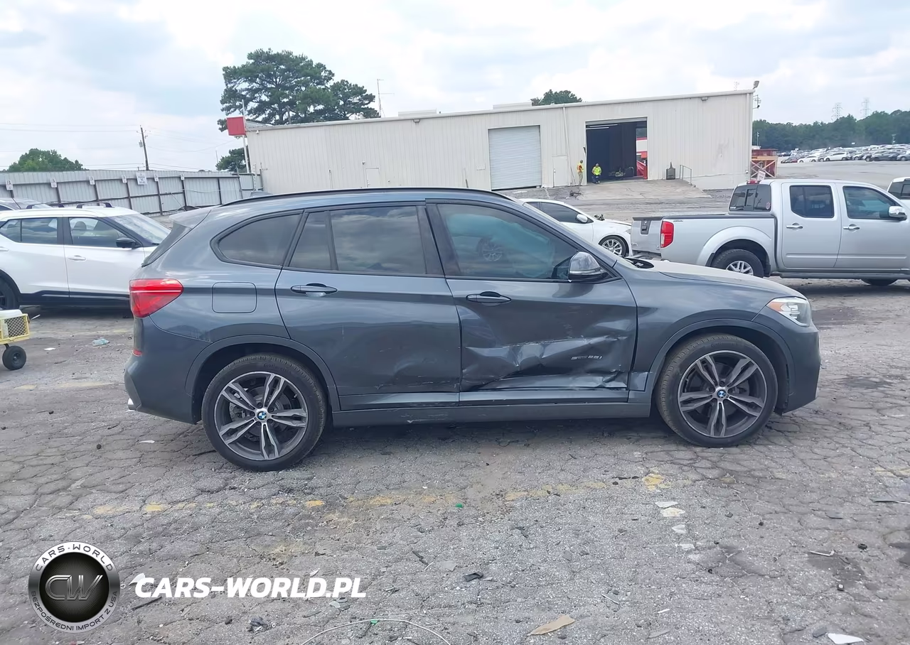 2018 BMW X1 Sdrive28I VIN:WBXHU7C36J5H38904 - 13