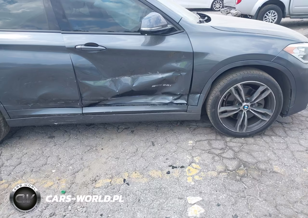 2018 BMW X1 Sdrive28I VIN:WBXHU7C36J5H38904 - 6