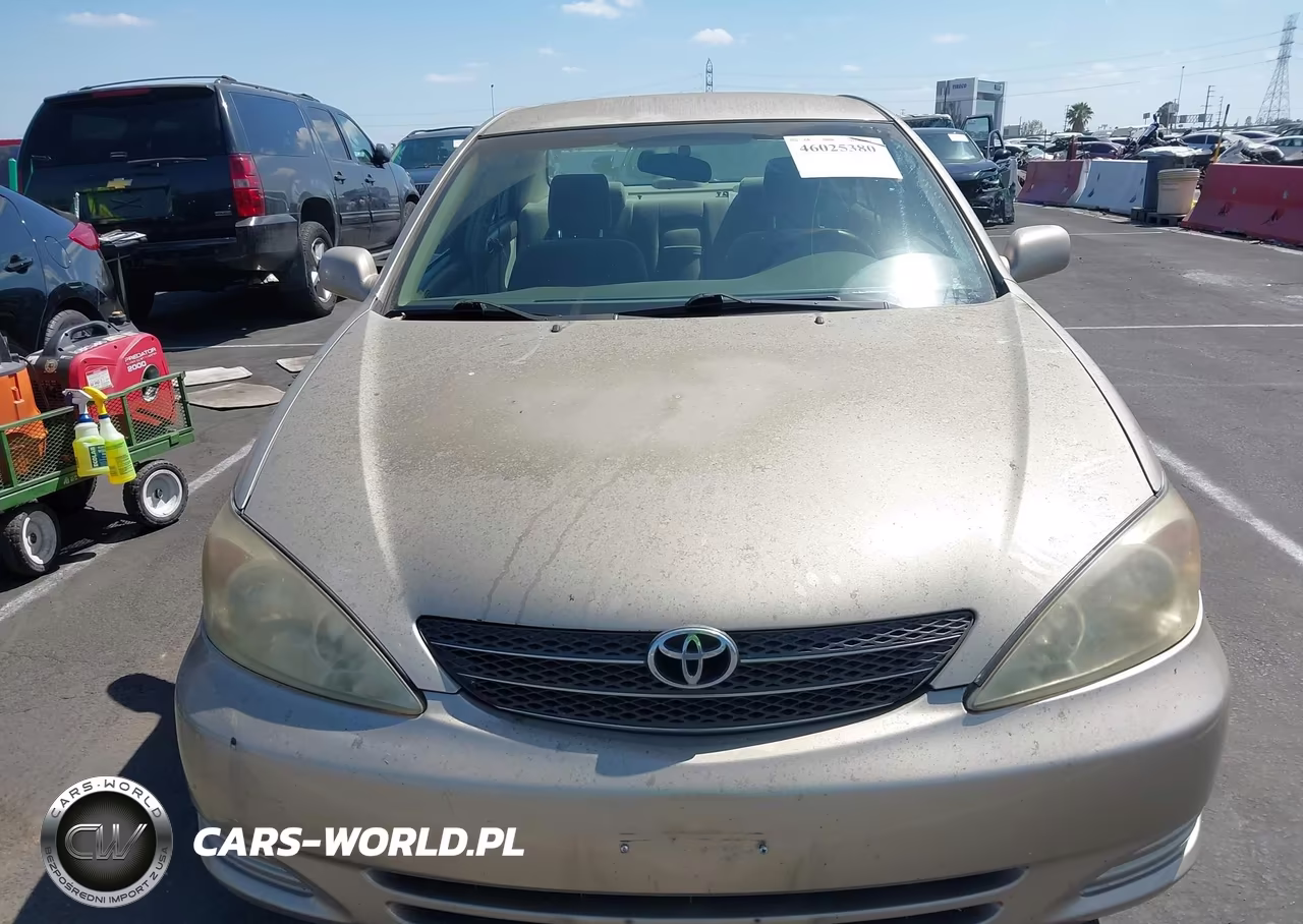 2003 Toyota Camry Le VIN:4T1BE32K43U214962 - 12