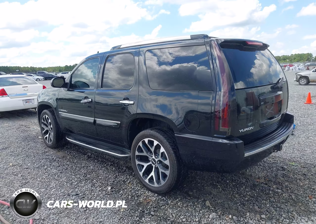 2007 GMC Yukon Denali VIN:1GKFK63897J396463 - 3
