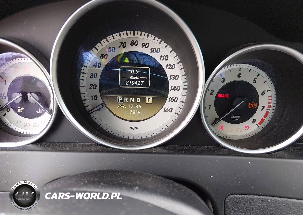 2012 Mercedes-Benz C 250 Luxury VIN:WDDGF4HB2CA652584 - 7
