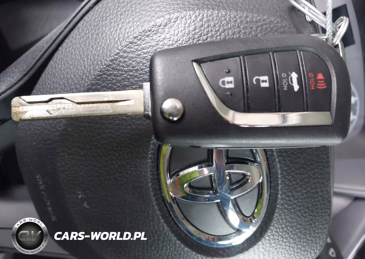 2024 Toyota Corolla Le VIN:5YFB4MDE9RP190894 - 11