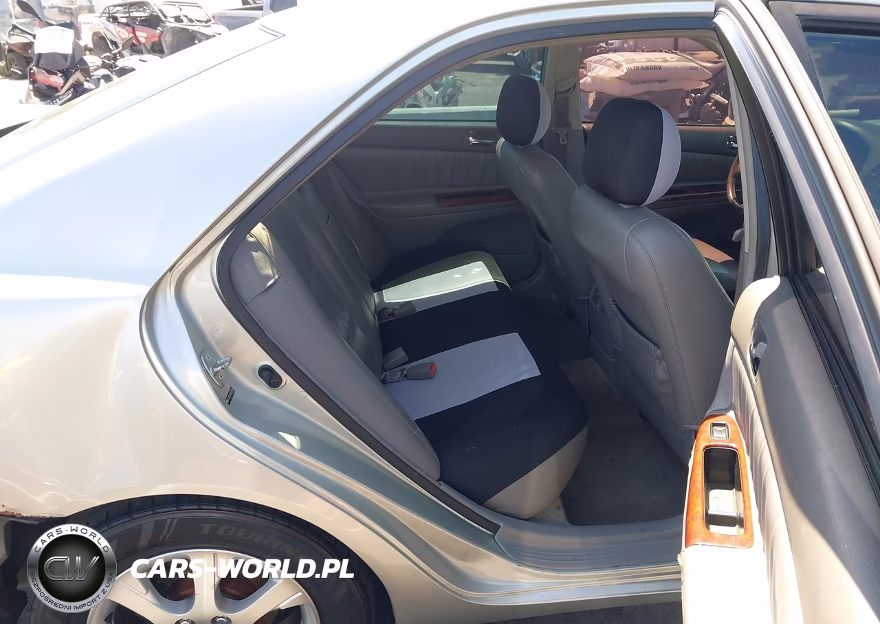 2005 Toyota Camry Xle V6 VIN:JTDBF32K450164947 - 8
