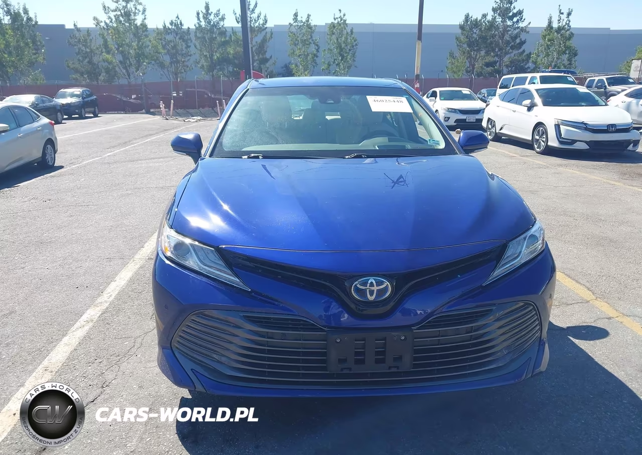 2018 Toyota Camry Hybrid Xle VIN:4T1B21HK6JU509613 - 12