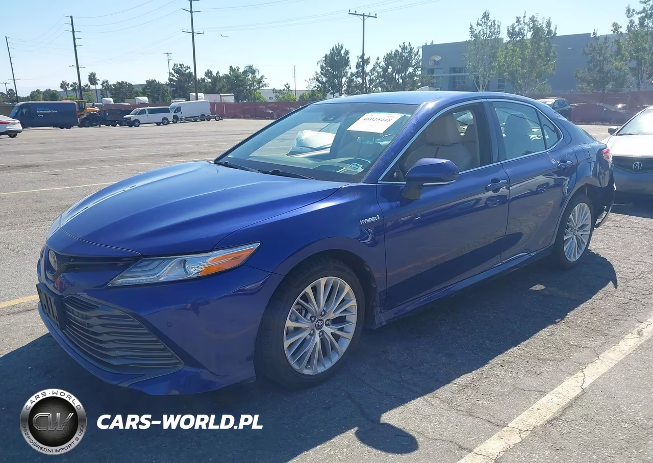 2018 Toyota Camry Hybrid Xle VIN:4T1B21HK6JU509613 - 2