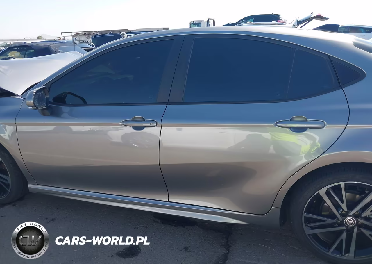 2025 Toyota Camry Xse VIN:4T1DAACK3SU644696 - 14