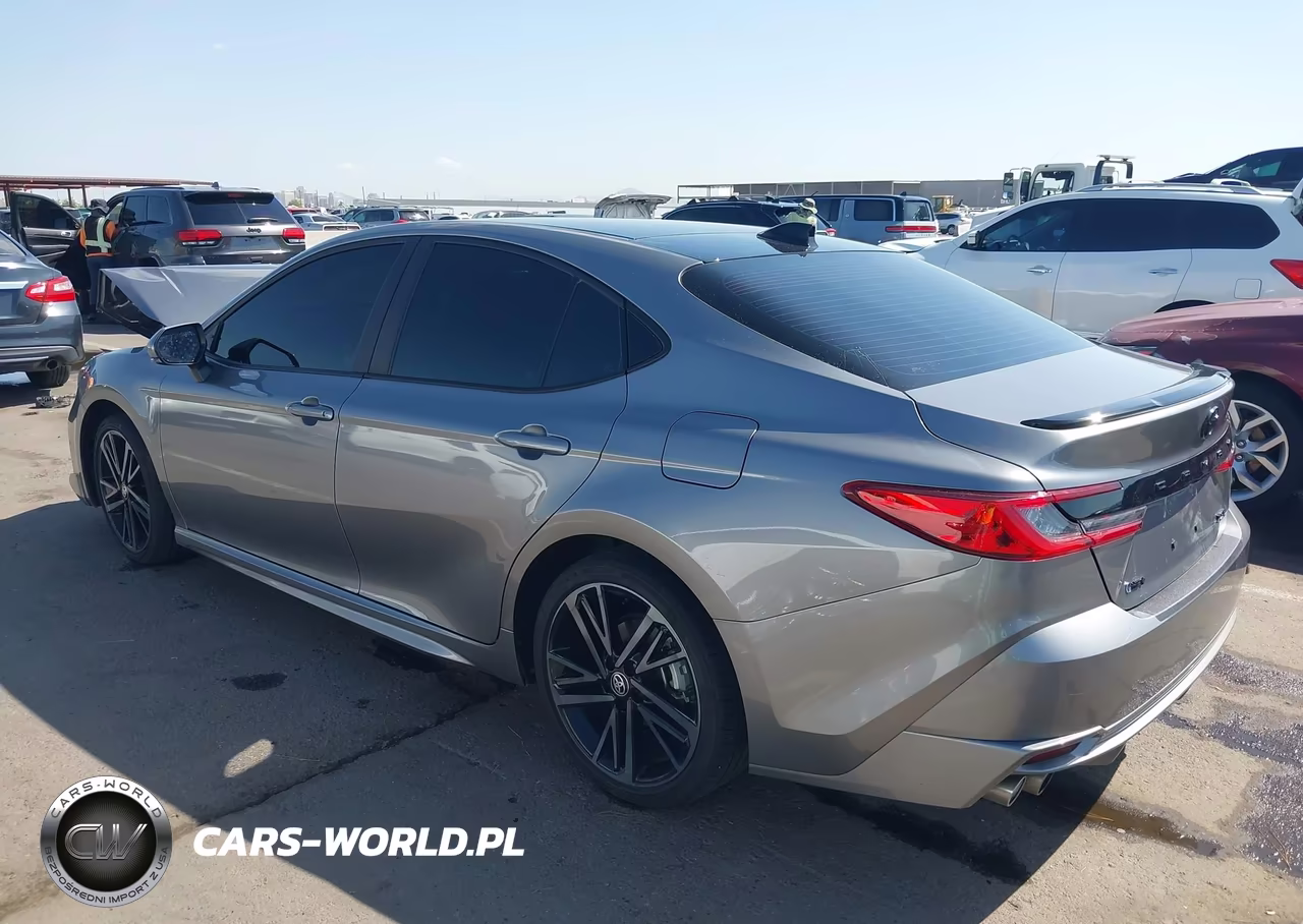 2025 Toyota Camry Xse VIN:4T1DAACK3SU644696 - 3