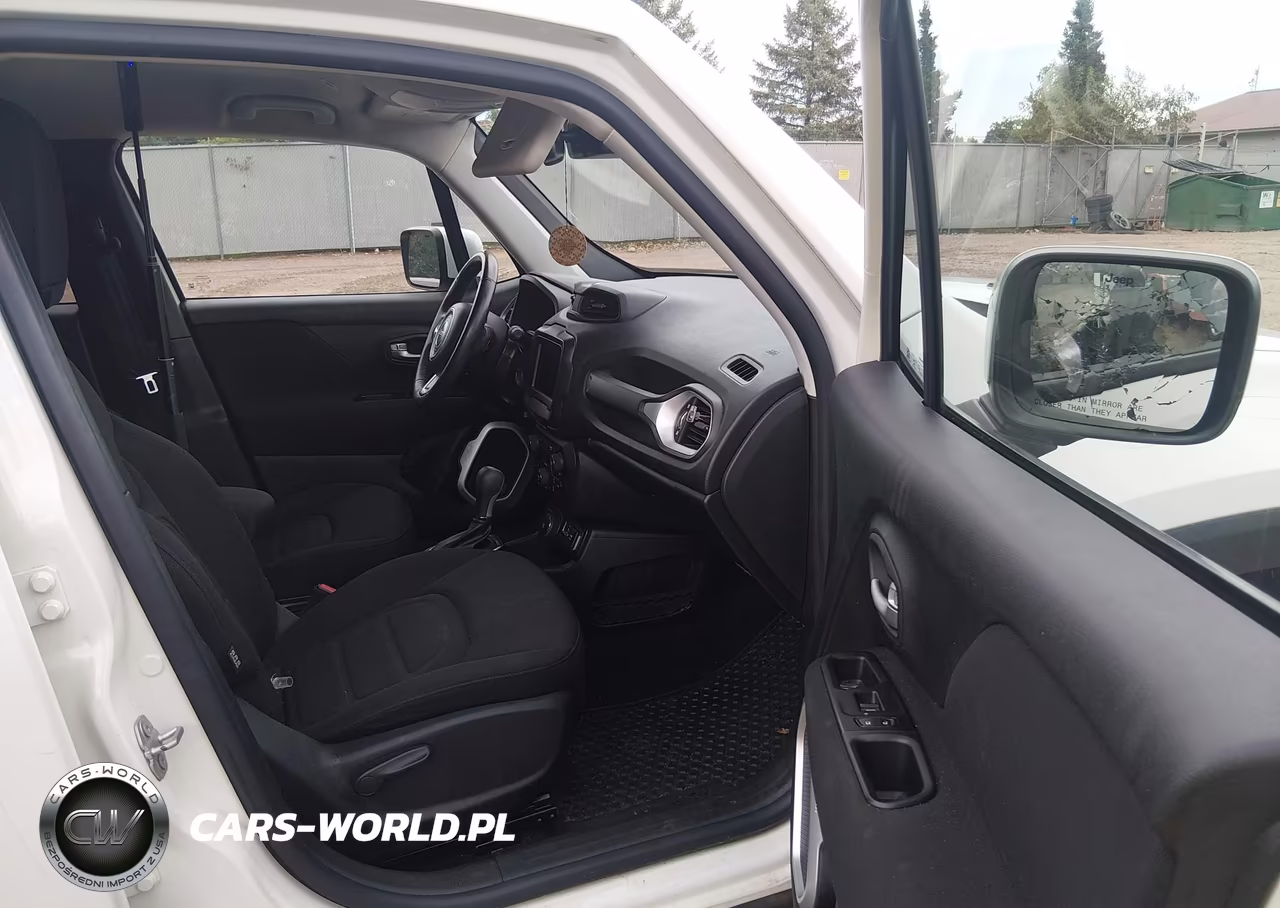 2019 Jeep Renegade Latitude 4X4 VIN:ZACNJBBB7KPK65778 - 5
