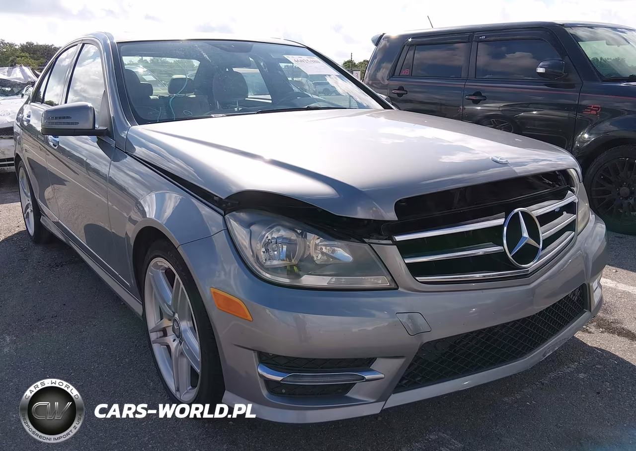 2014 Mercedes-Benz C 250 Sport