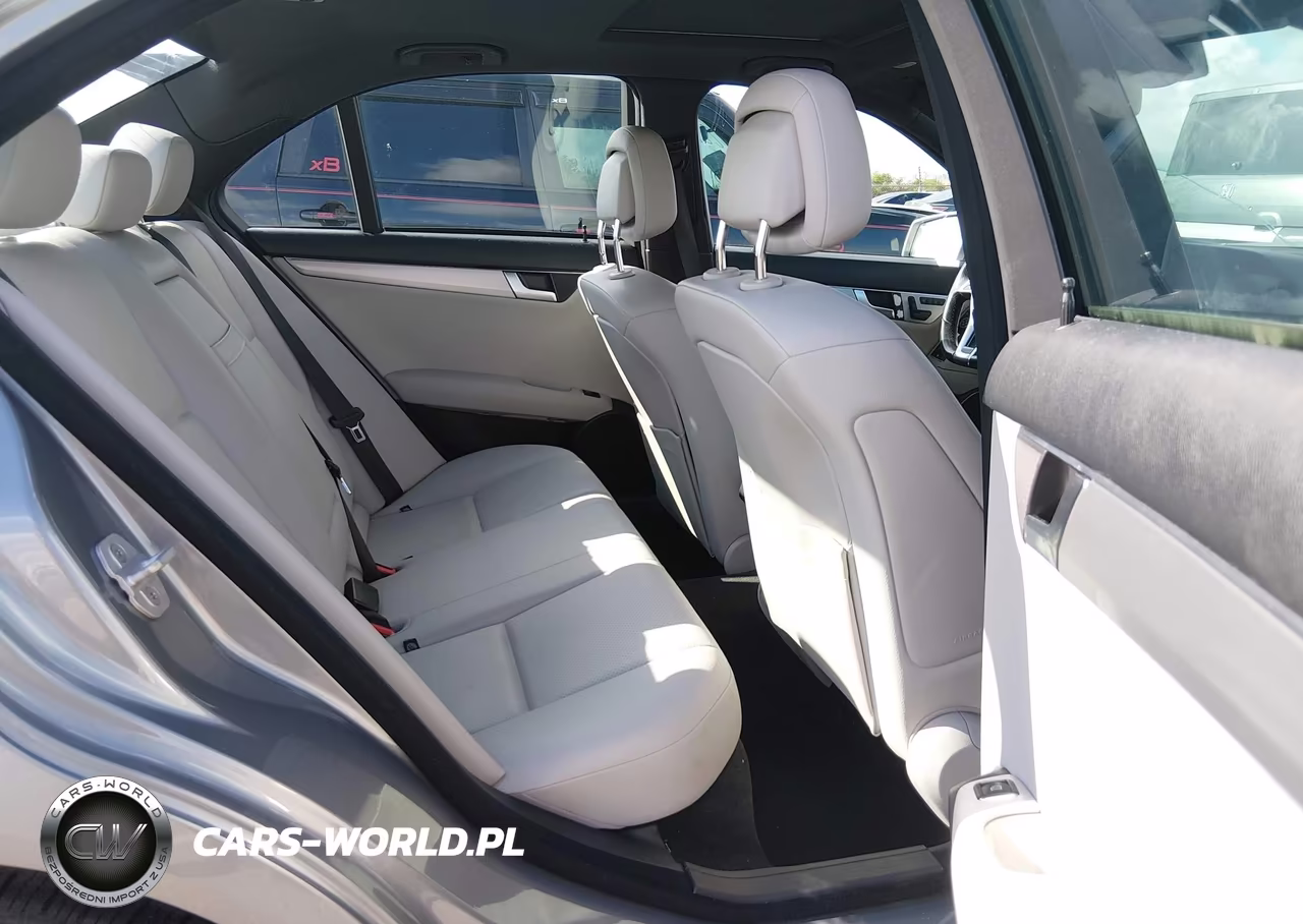 2014 Mercedes-Benz C 250 Sport VIN:WDDGF4HB9EG253882 - 8