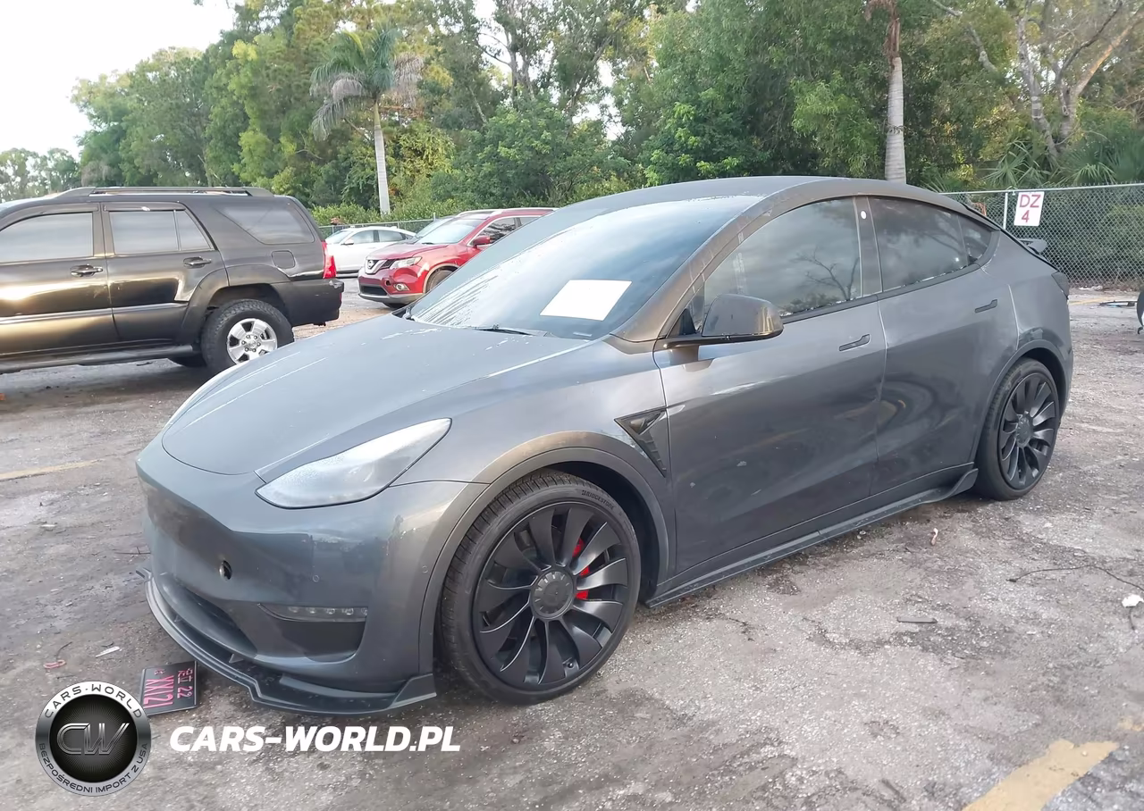 2022 Tesla Model Y Performance Dual Motor All-Wheel Drive VIN:7SAYGDEF8NF336736 - 2