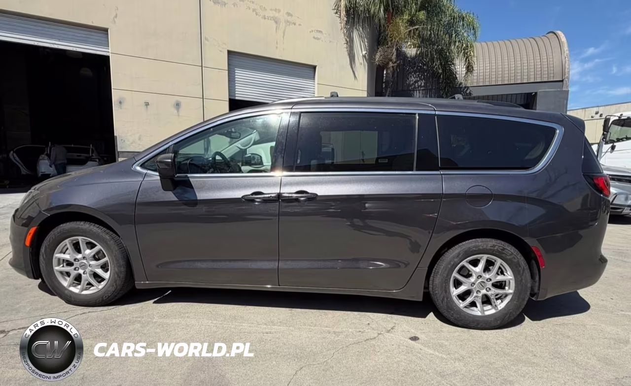2021 Chrysler Voyager Lxi VIN:2C4RC1DG7MR538413 - 14