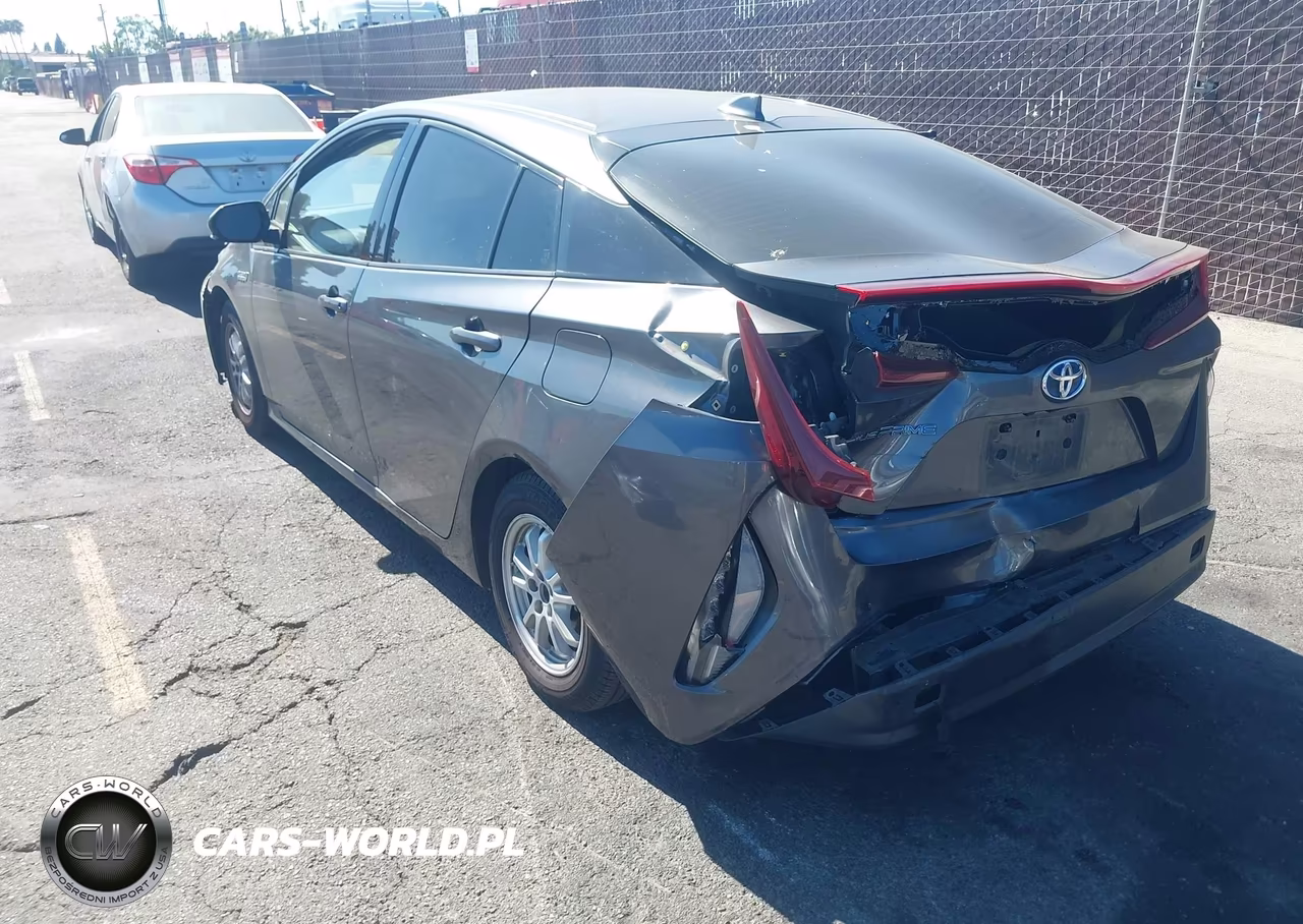 2017 Toyota Prius Prime Plus VIN:JTDKARFP3H3065921 - 3