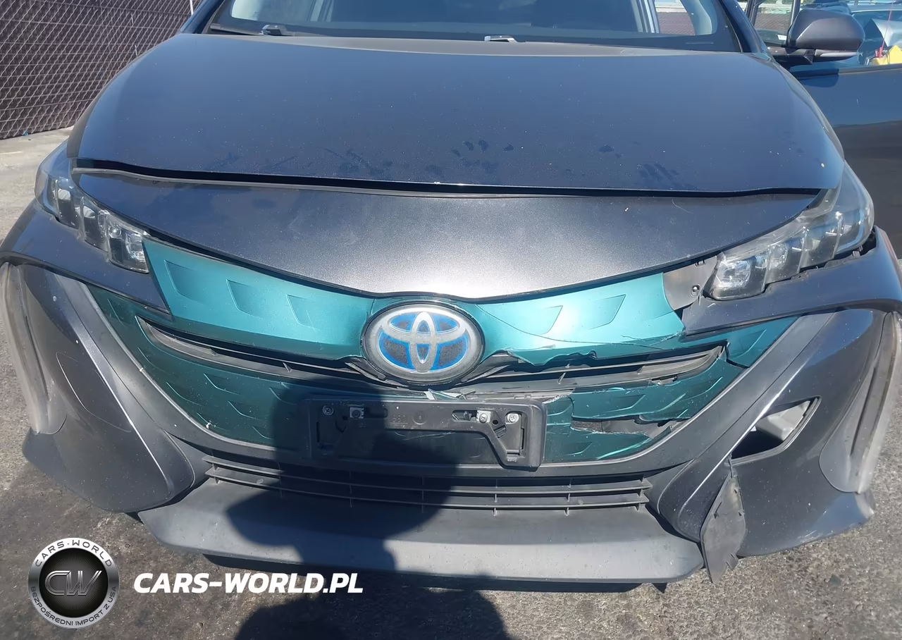 2017 Toyota Prius Prime Plus VIN:JTDKARFP3H3065921 - 6