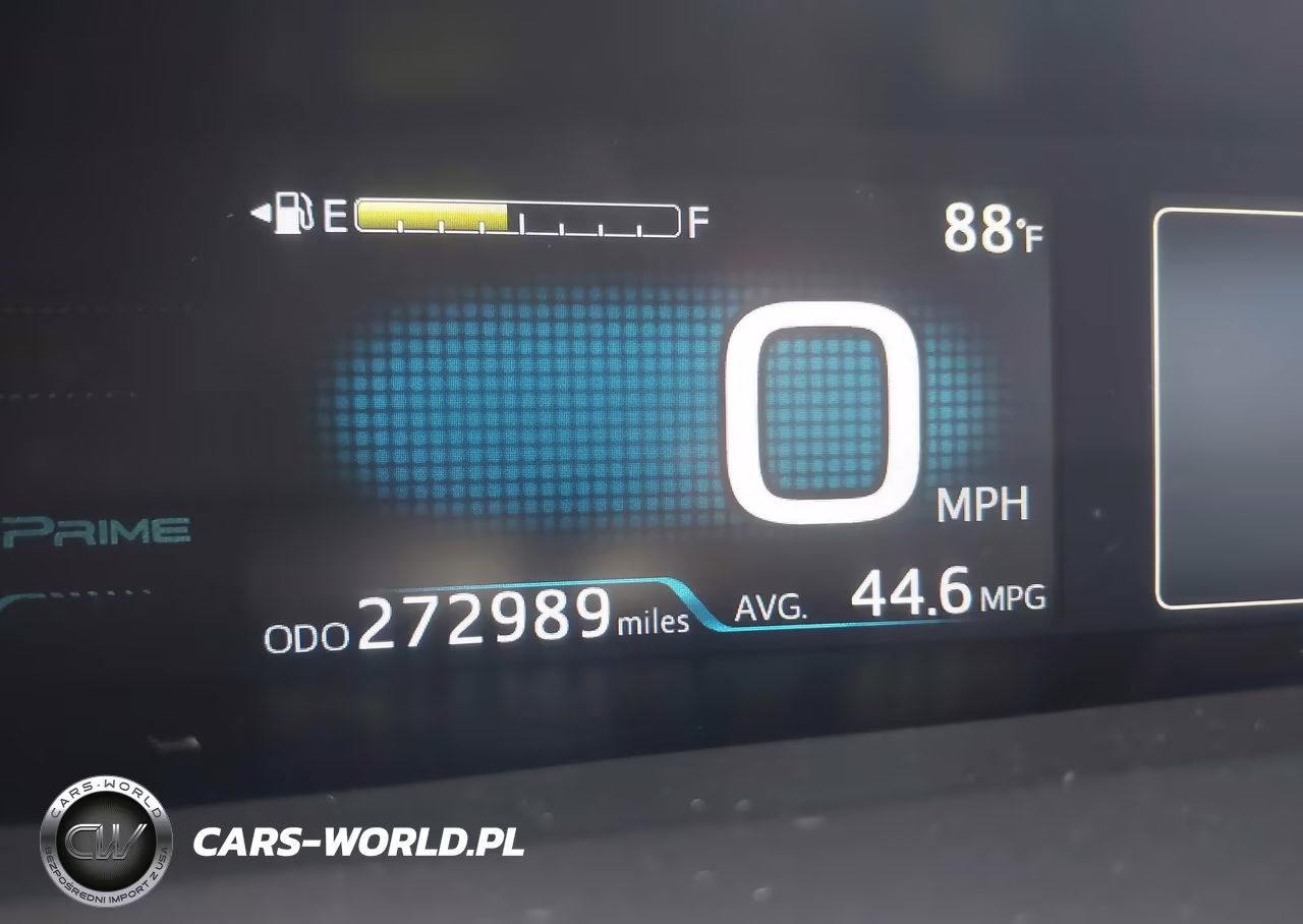 2017 Toyota Prius Prime Plus VIN:JTDKARFP3H3065921 - 7