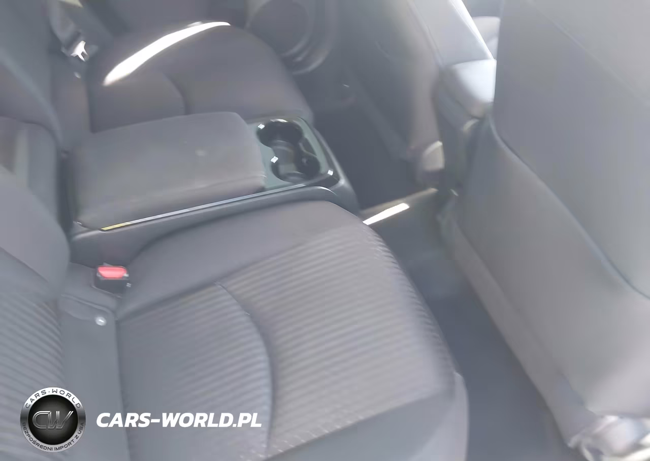 2017 Toyota Prius Prime Plus VIN:JTDKARFP3H3065921 - 8